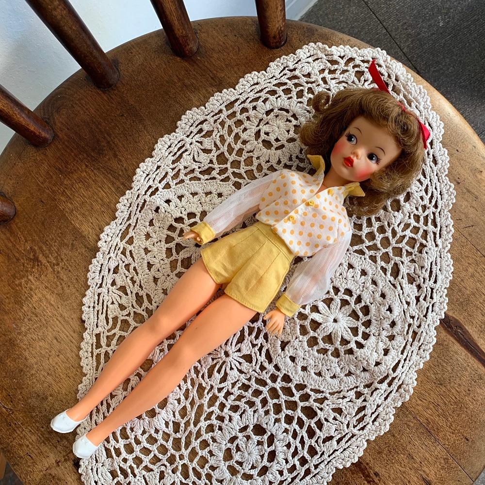 Twinsdoll Tammy Doll Handmade Clothes Set (Blouse & Short Pants)