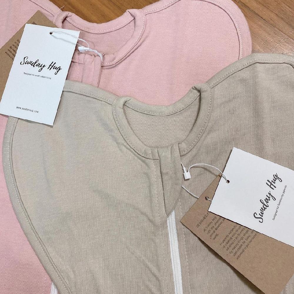 Sunday Hug Swaddle a Newborn