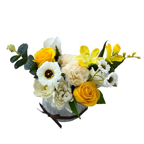  Soap Flower Carnations Center Piece  M (White Yellow)