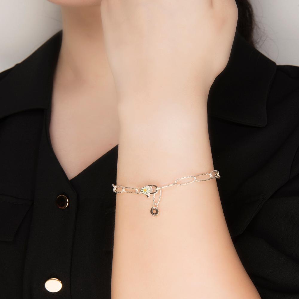 flower decoration streamlined link bracelet